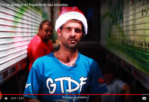 A tradição e os desejos do Papai Noel das estradas