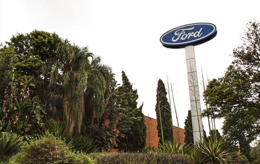 Governo de SP anuncia compra da Ford pela Caoa