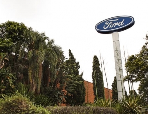 Governo de SP anuncia compra da Ford pela Caoa