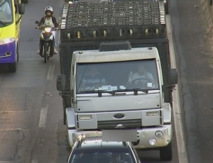 Tolerância zero para uso de celular ao volante