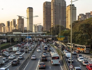 Circulação de veículos de carga foi liberada em São Paulo