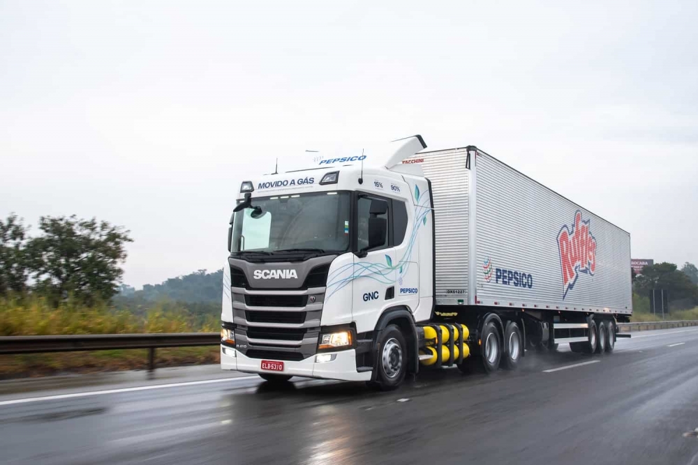 PepsiCo preza pela sustentabilidade e adquire 18 caminhões Scania movido a gás