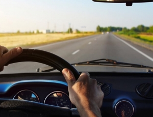 Como o motorista deve agir se a sua carga foi roubada ou saqueada