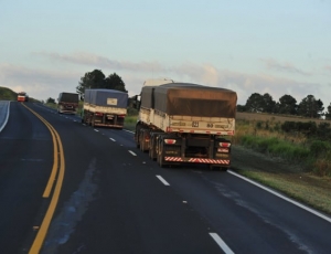 Como o novo rodízio ampliado afeta o transporte rodoviário