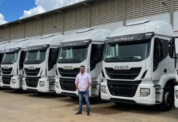 Iveco Hi Road entra para a frota Transoeste Revista Caminhoneiro Portal de Notícias sobre