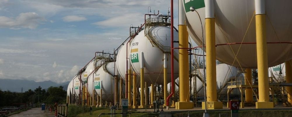 Petrobras aumenta diesel, gasolina e gás de cozinha