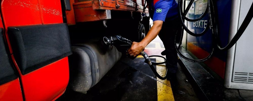 Diesel está 42% mais caro em todo país comparado ao mesmo período de 2020