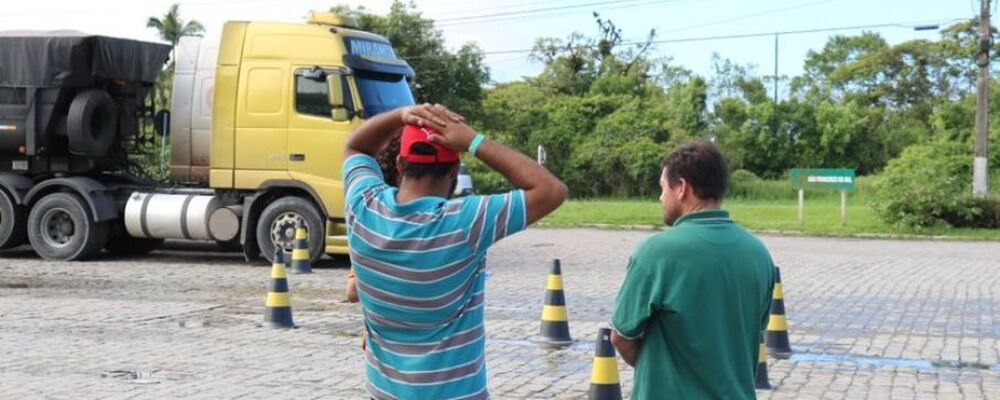 Governo publica portaria que regulamenta benefício aos caminhoneiros