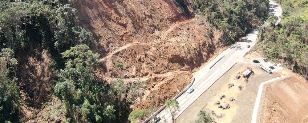 CCR RioSP inicia obra no km 5 da BR-101, em Ubatuba