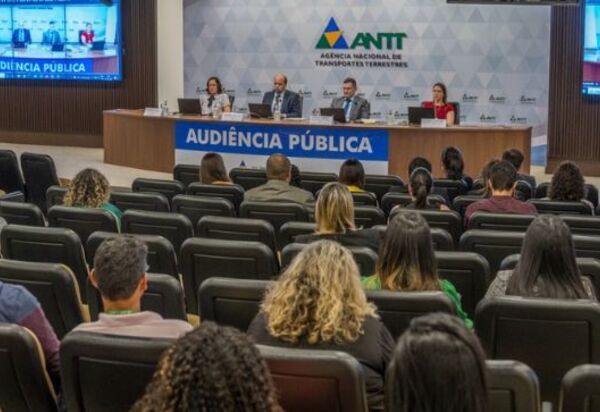 ANTT abre Audiência Pública sobre o Vale-Pedágio obrigatório