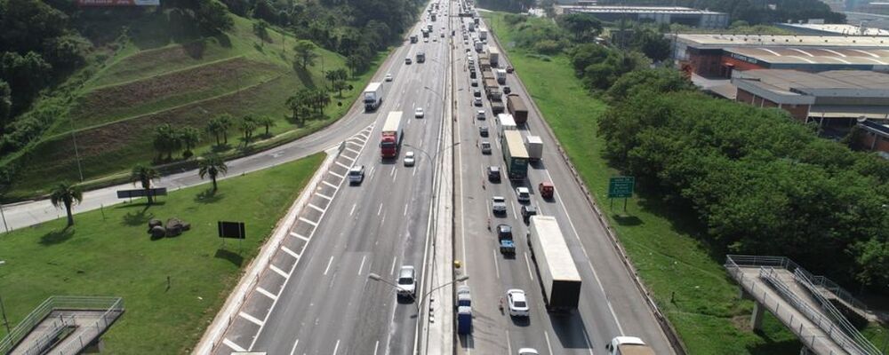 CCR ViaOeste prevê fluxo de 705 mil veículos durante o feriado