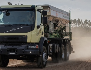 Tracbel apresenta toda a sua linha de caminhões e máquinas no Norte do Brasil