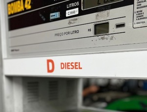 Preço médio do diesel continua acima de R$ 6 na primeira quinzena de agosto