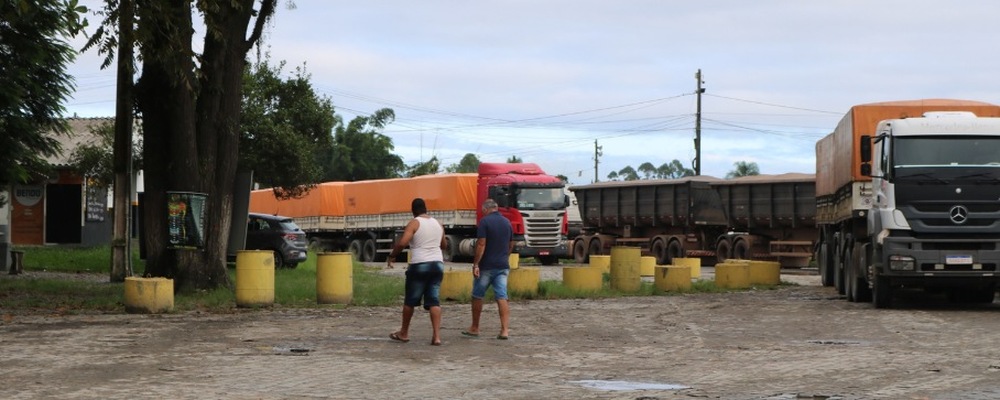 Pesquisa revela a realidade desafiadora dos caminhoneiros autônomos no Brasil