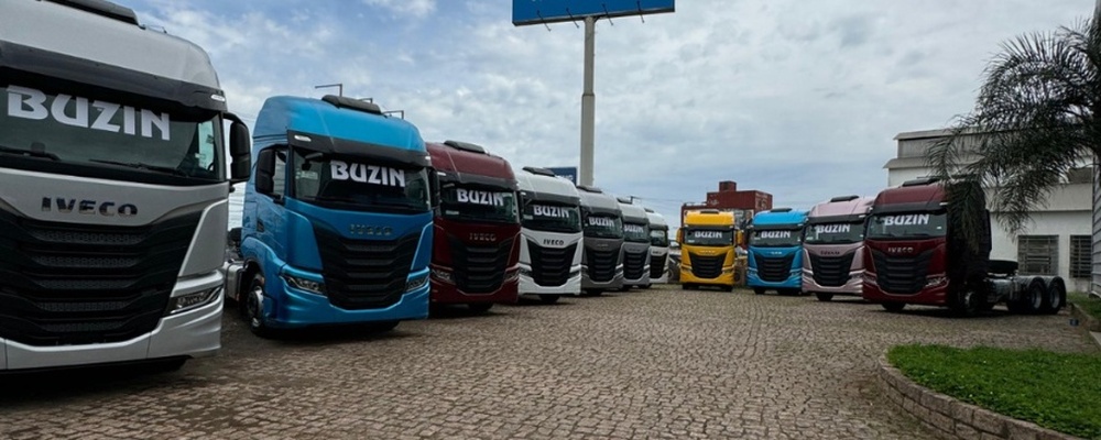 Buzin Transportes adquire 50 caminhões Iveco S-Way 540 6x4